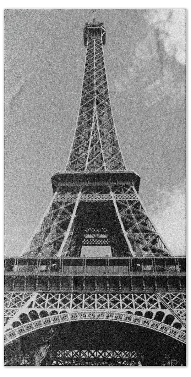  Beach Sheet featuring the pyrography Eiffel Tower 2 by Manonce Artist