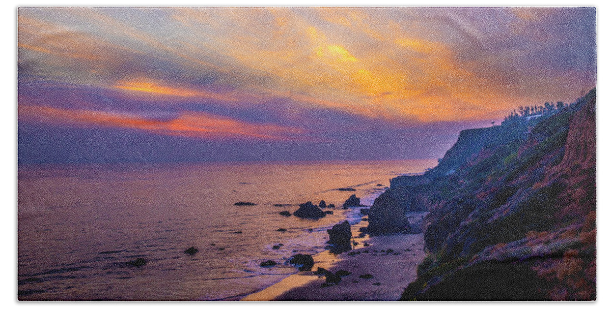 El Matador Beach Beach Towel featuring the photograph El Matador Sunset by Gene Parks
