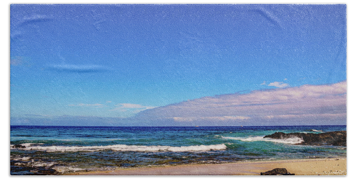 Hawaii Beach Towel featuring the photograph Enjoying the View by John Bauer