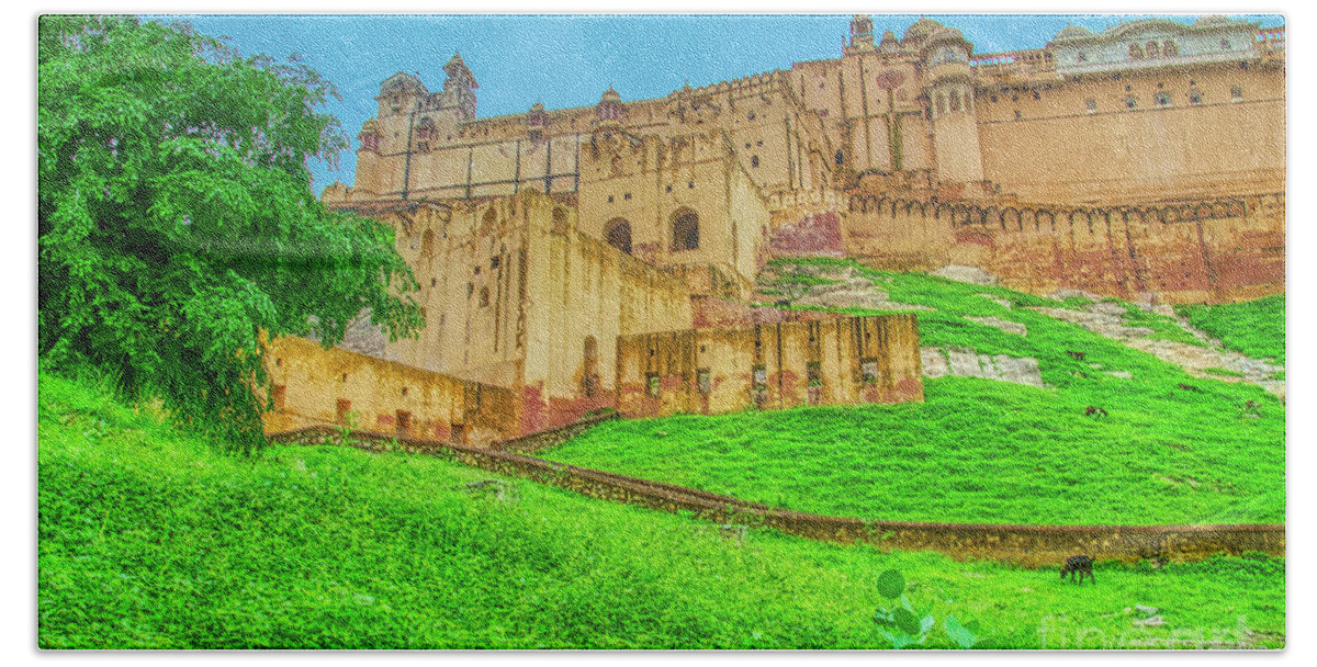 Amer Fort Beach Towel featuring the photograph Front view of Amer Fort - India by Stefano Senise