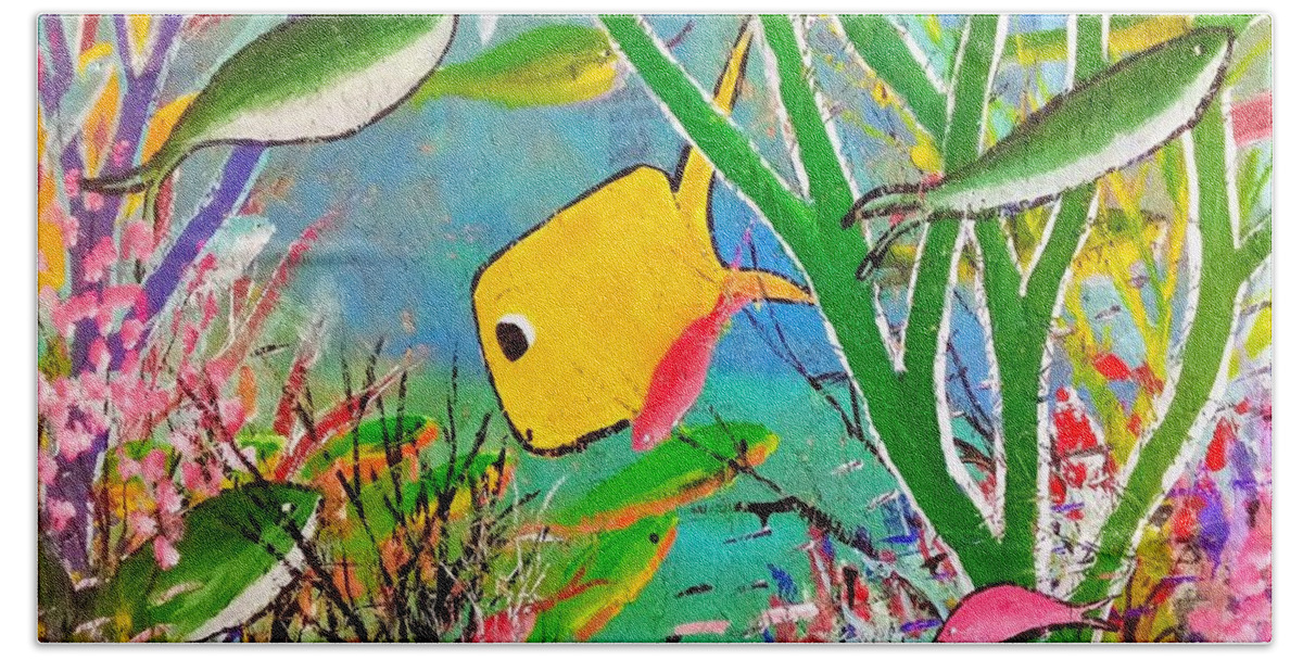 Fish Beach Ocean Florida Beach Towel featuring the painting Happy Fish by James and Donna Daugherty