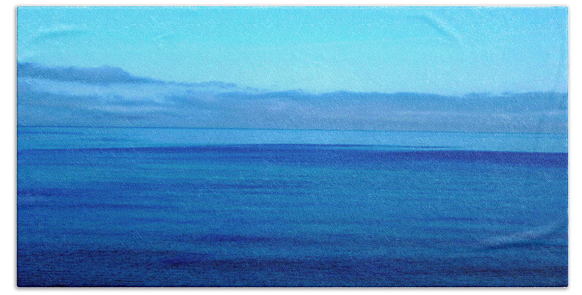 Blue Sky Beach Towel featuring the photograph Lake Superior Blue by Tom Kelly