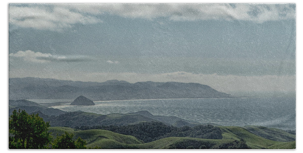 Morro Rock Beach Towel featuring the photograph Morro Rock by Tom Kelly