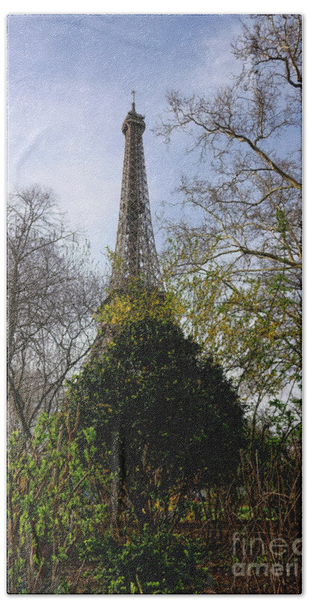 Eiffel Beach Towel featuring the photograph Organic Eiffel Tower by Olivier Le Queinec