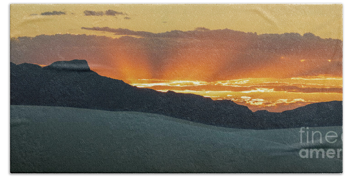 White Sands National Monument Beach Towel featuring the photograph Sunset At White Sands by Doug Sturgess