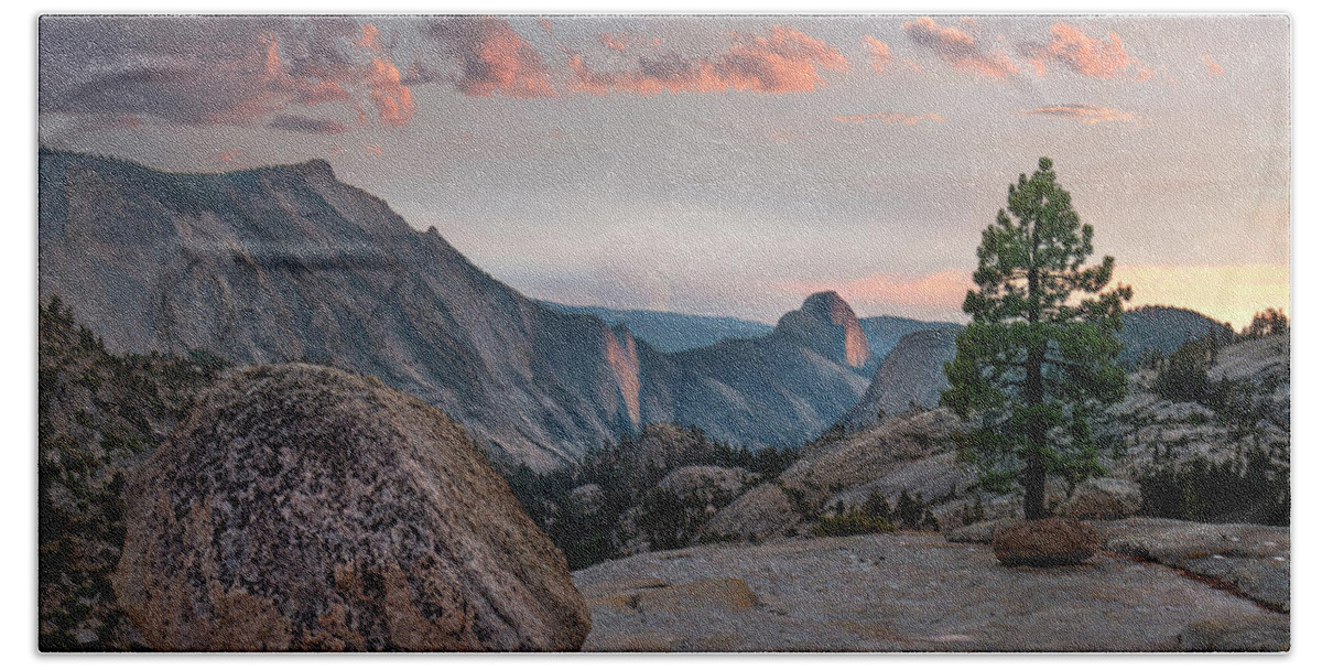 00574865 Beach Towel featuring the photograph Sunset On Half Dome From Olmsted Pt by Tim Fitzharris