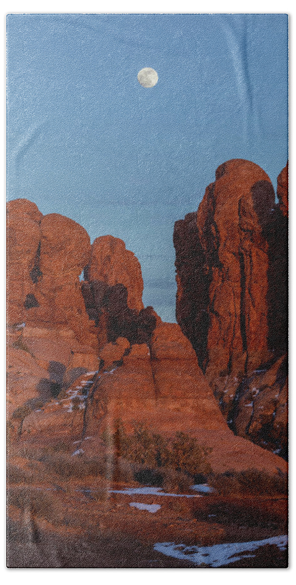 Moab Beach Towel featuring the photograph Super Moonrise at Garden Of Eden by Dan Norris