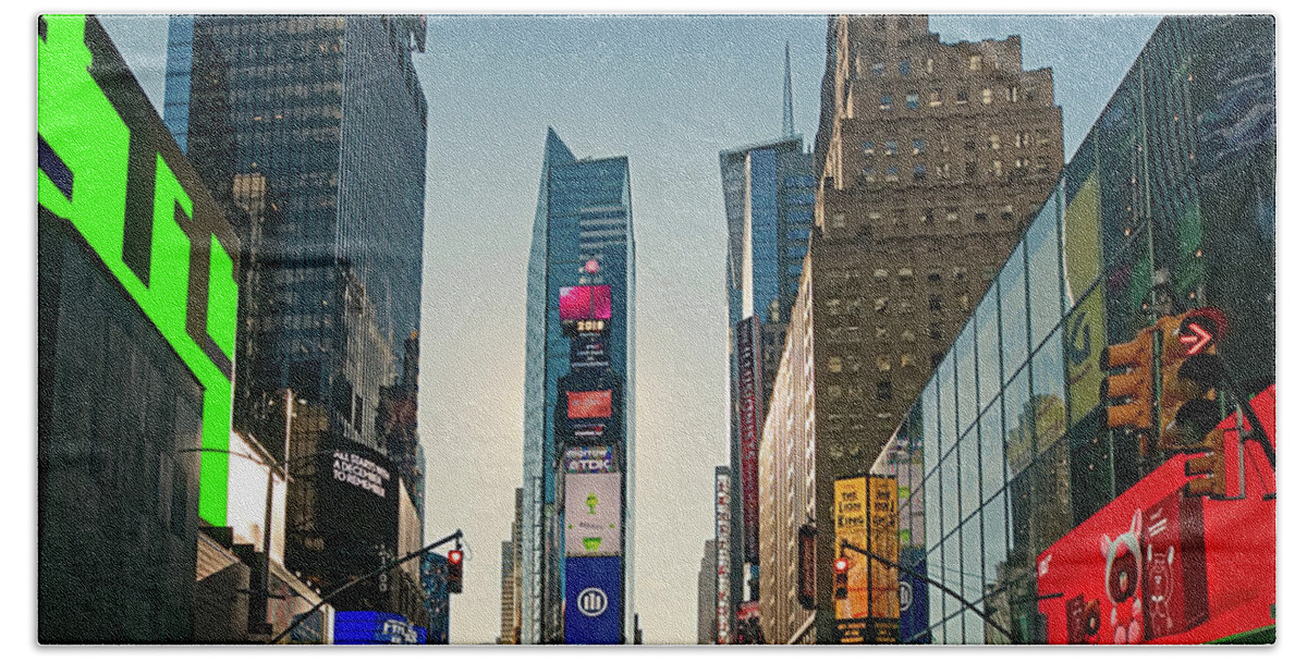 Nyc Beach Towel featuring the photograph Times Square - Dec 2018 by S Paul Sahm