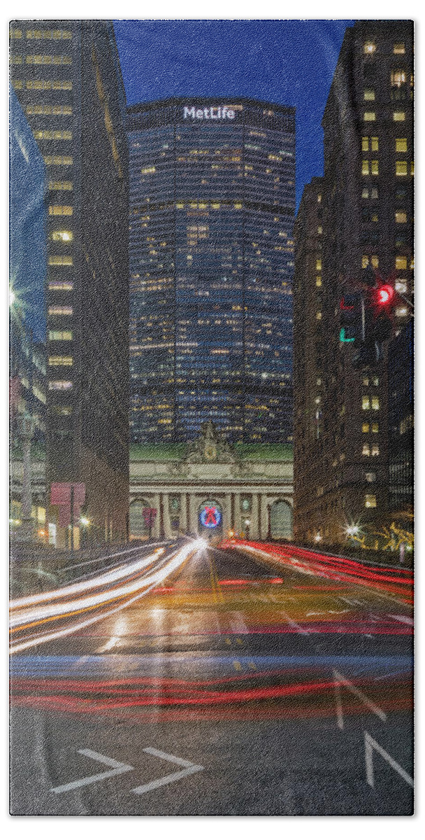 Grand Central Terminal Beach Towel featuring the photograph Urban NYC GCT Rush Hour by Susan Candelario