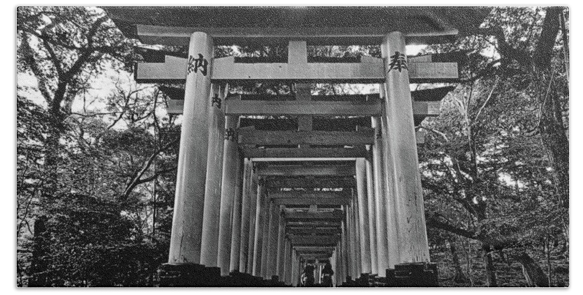 Japan Beach Towel featuring the photograph Kyoto - Japan - Fushimi Inari #1 by Carlos Alkmin