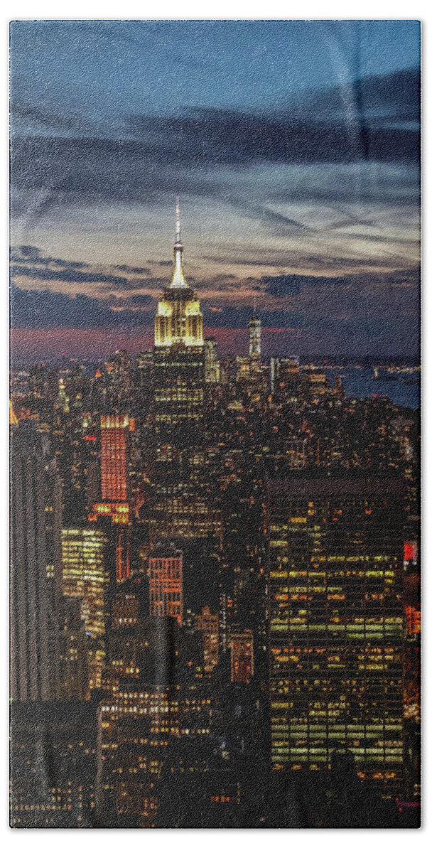 New York Beach Towel featuring the photograph Manhattan #1 by Alberto Zanoni