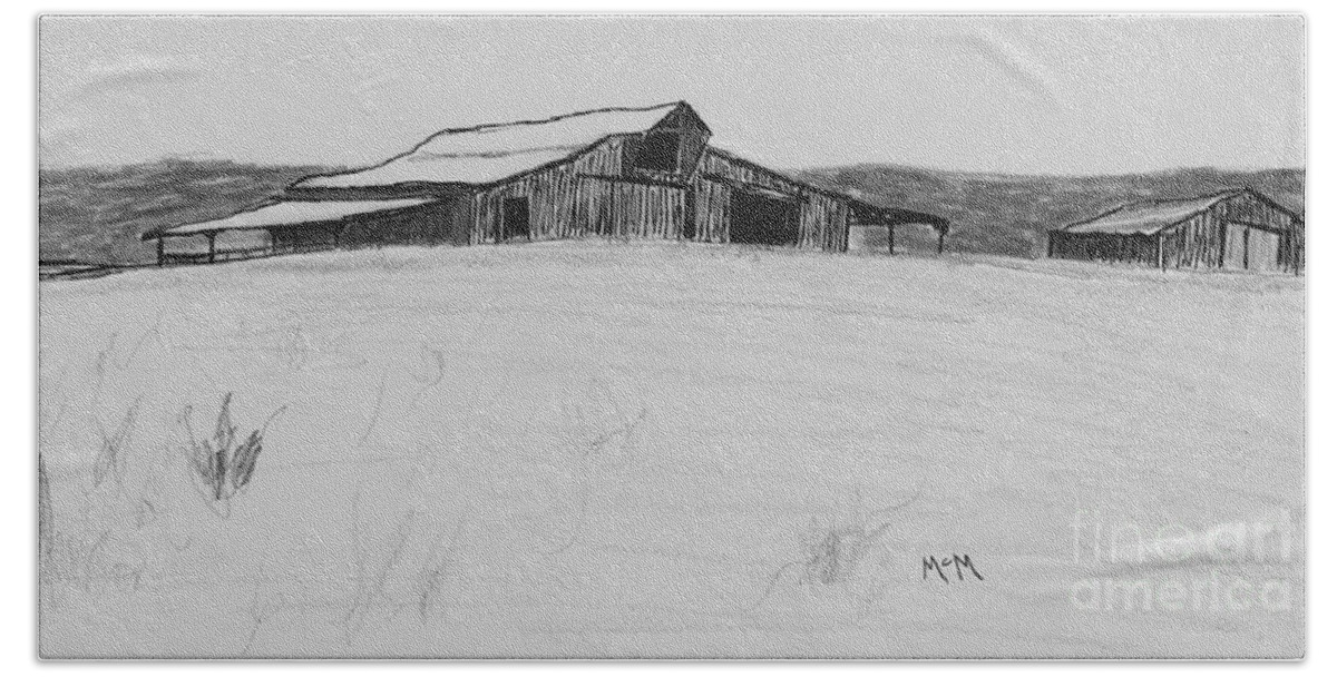 Old Barn Beach Towel featuring the drawing Ozark Barn #1 by Garry McMichael