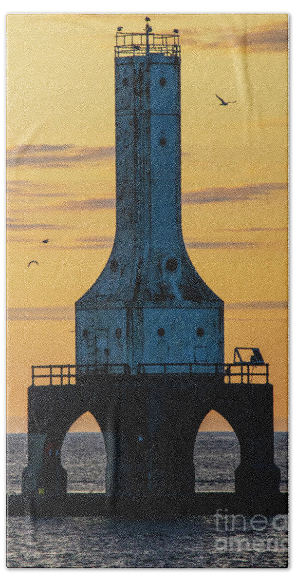 Port Washington Beach Towel featuring the photograph Port Washington lighthouse by Eric Curtin