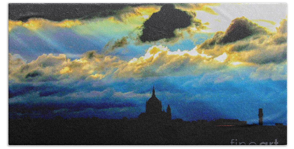 Cathedral Beach Towel featuring the photograph St. Paul Cathedral #1 by Curtis Tilleraas