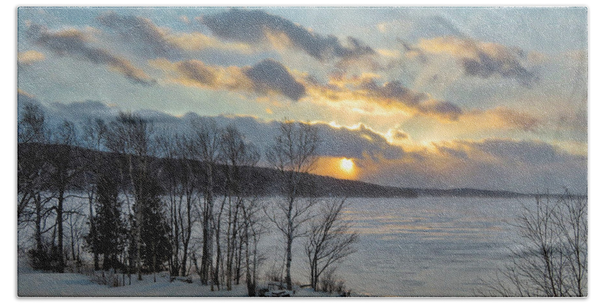 Snow Beach Towel featuring the photograph A Winter Sunset by Russel Considine
