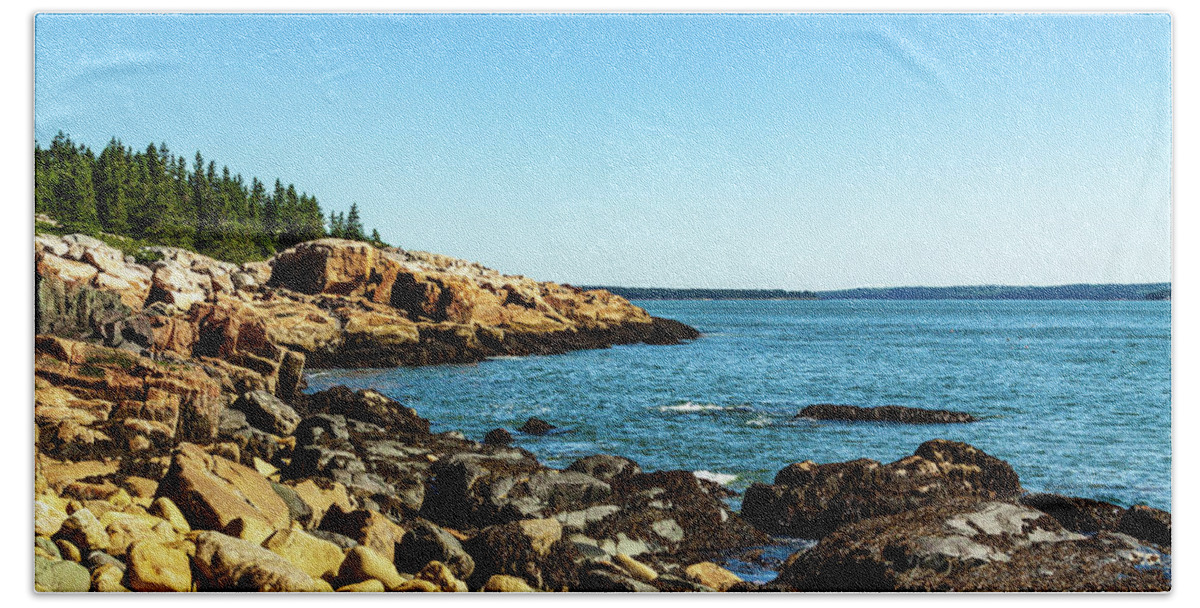 Acadia Beach Towel featuring the photograph Acadia National Park Coast by Amelia Pearn