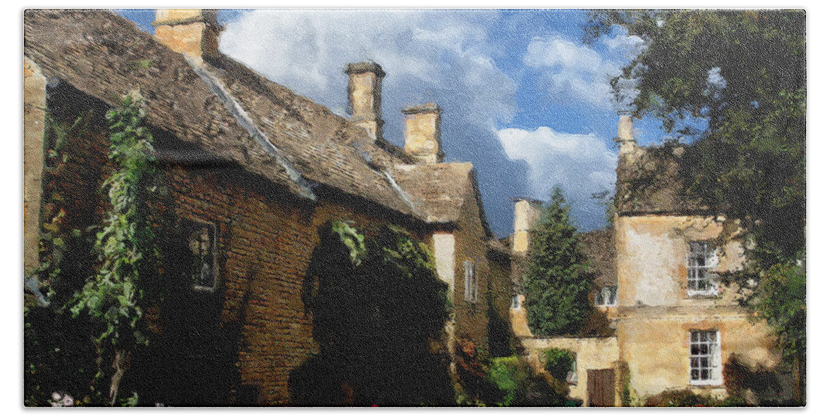 Bourton-on-the-water Beach Towel featuring the photograph Another Backstreet in Bourton by Brian Watt