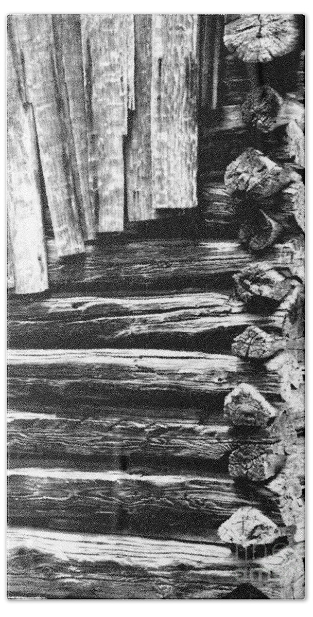Black And White Beach Towel featuring the photograph Black And White Log Cabin by Phil Perkins