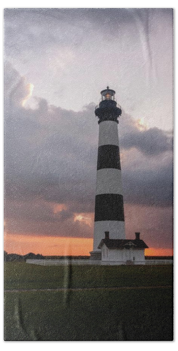 Architecture Beach Towel featuring the photograph Bodie Island Lighthouse Sunset by Liza Eckardt