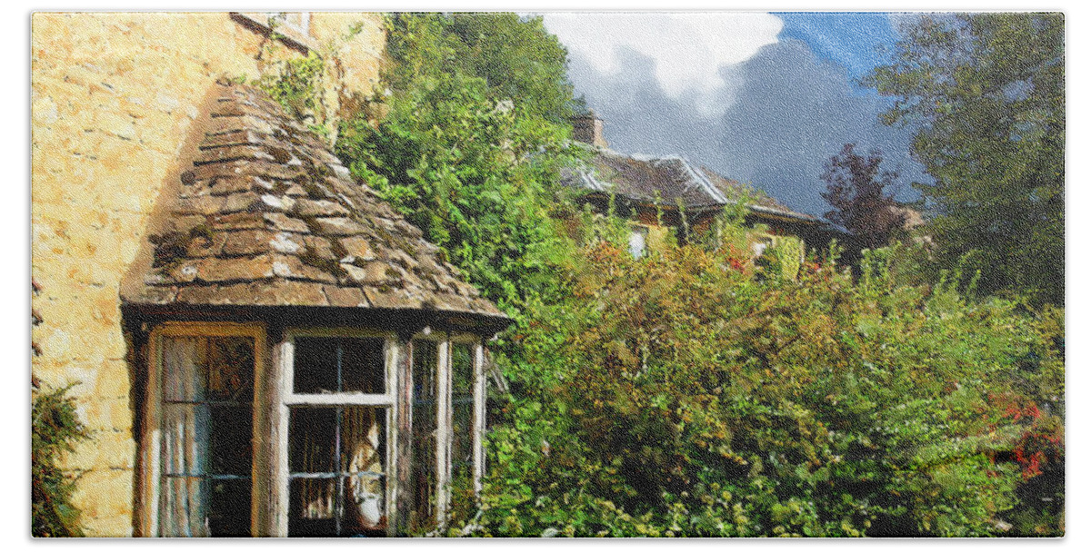 Bourton-on-the-water Beach Towel featuring the photograph Bourton Bay Window by Brian Watt