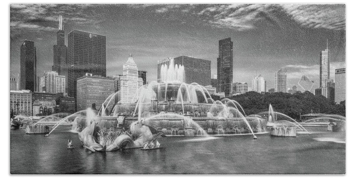 Buckingham Fountain Beach Towel featuring the photograph Buckingham Fountain - Grant Park - Chicago by Susan Rissi Tregoning