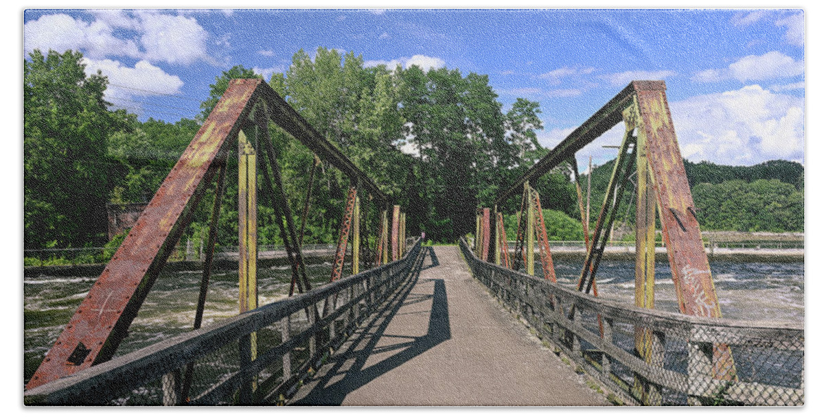 Canal Beach Towel featuring the photograph Canal Footbridge by Steven Nelson