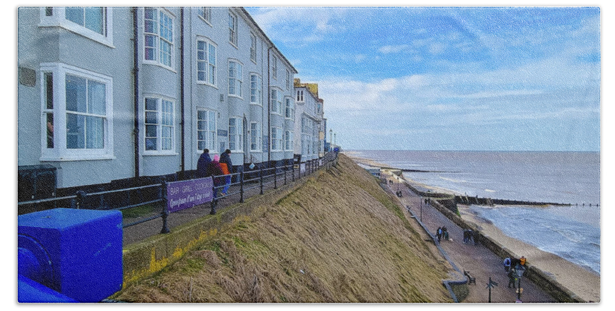 Cromer Beach Towel featuring the photograph Cromer West Cliffs and Esplanade by Gordon James