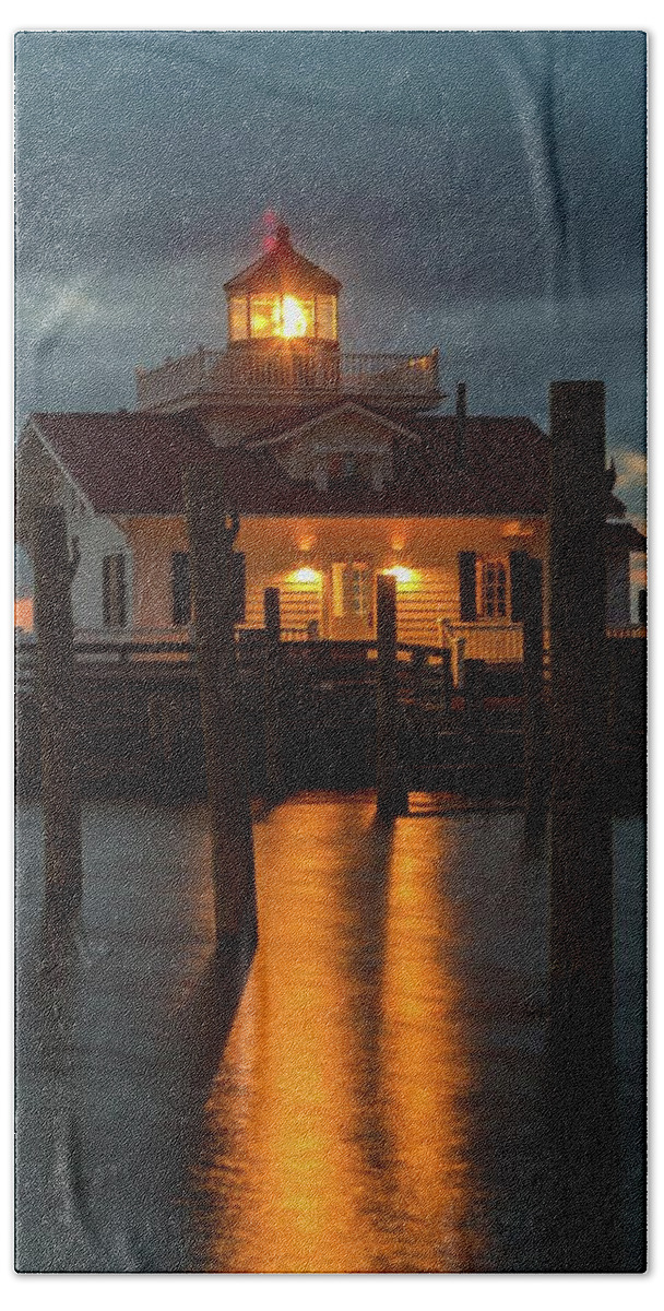 Architecture Beach Sheet featuring the photograph Dawn at Roanoke Marshes Lighthouse by Liza Eckardt