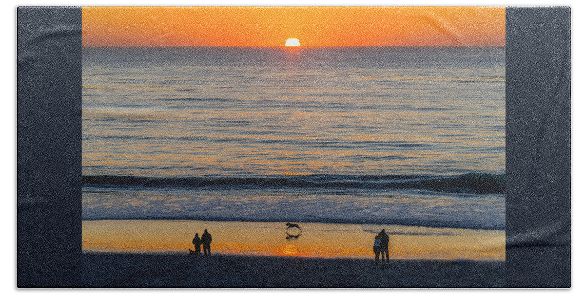 Sunset Beach Towel featuring the photograph Day's End by Derek Dean