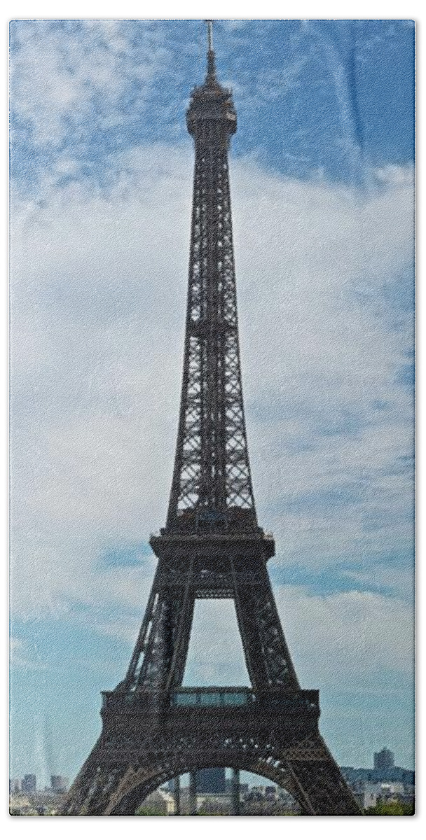 Eiffel Beach Towel featuring the photograph Eiffel Tower Panorama by Sean Hannon