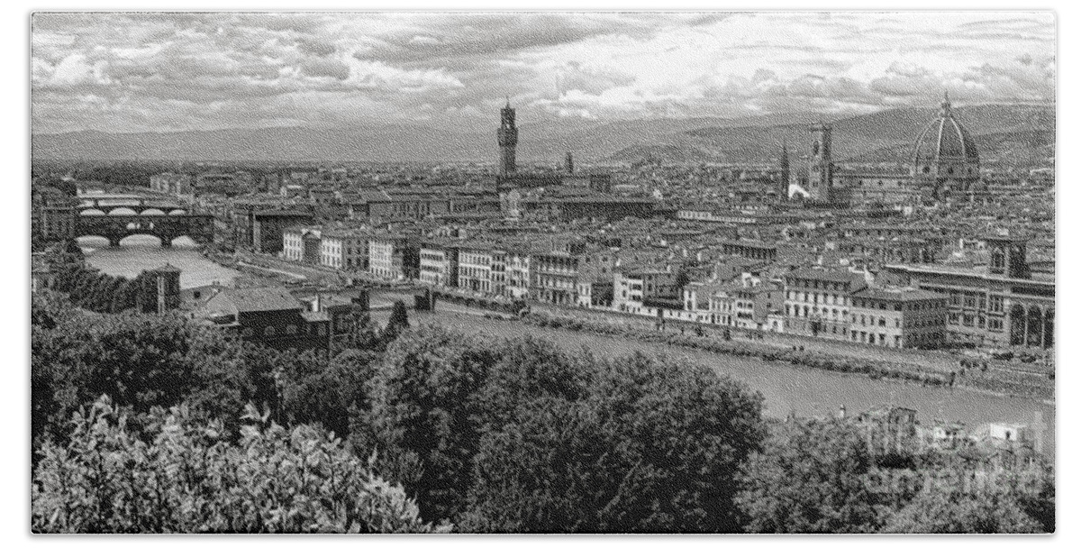 Florence Beach Towel featuring the photograph Florence Panorama by Olivier Le Queinec