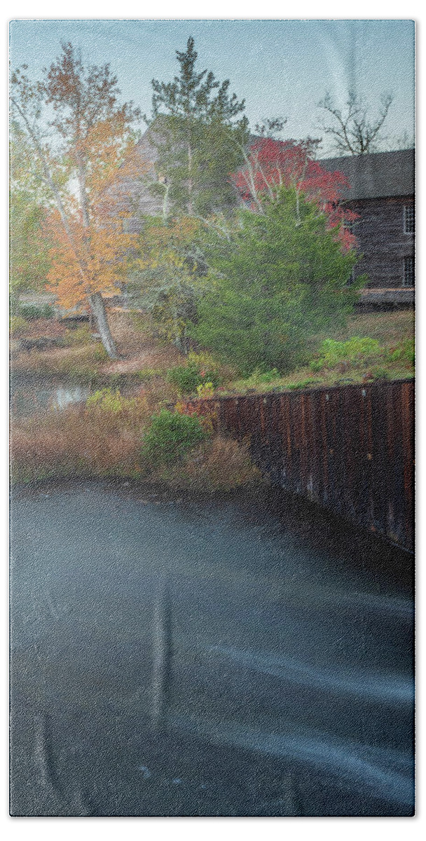 Autumn Beach Sheet featuring the photograph Flowing Water Past The Mill by Kristia Adams