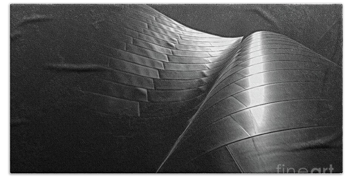 Frank Gehry Beach Towel featuring the photograph Frank Gehry Architect Los Angeles BW by Chuck Kuhn