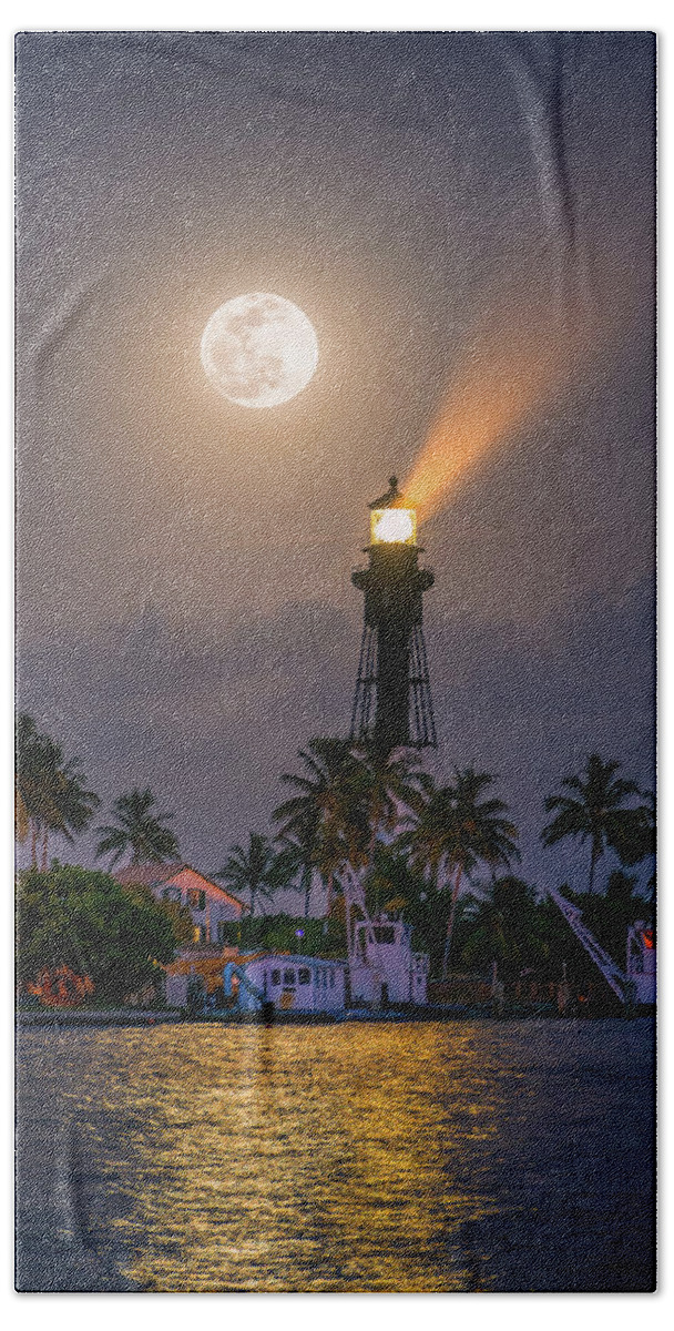 Broward County Beach Towel featuring the photograph Full Moon Rise Pompano Beach at Lighthouse Cove by Kim Seng