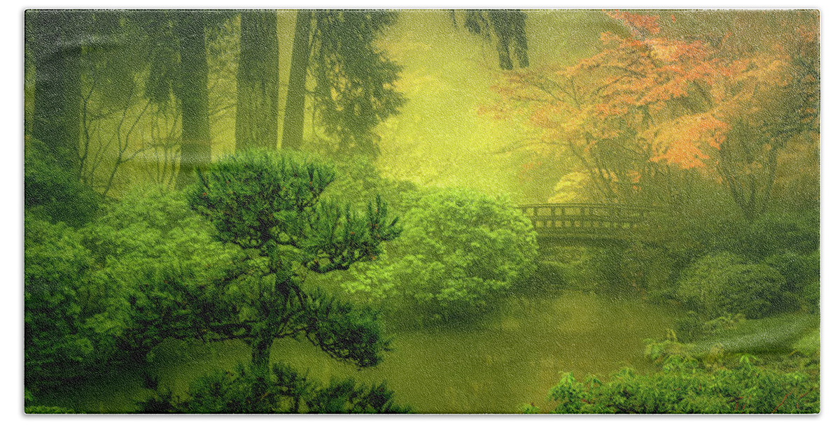 Autumn Colors Beach Towel featuring the photograph Garden in the Mist by Don Schwartz