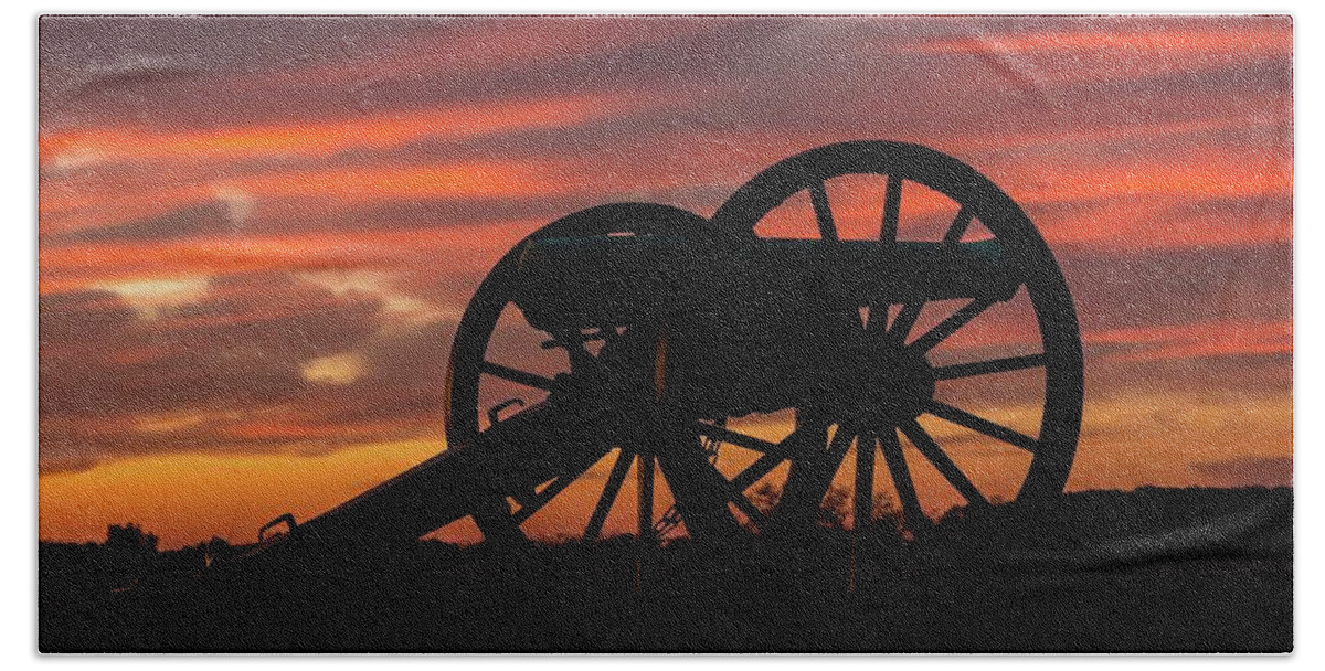 Cannons Beach Sheet featuring the photograph Gettysburg - Cannon on Cemetery Ridge at First Light by Liza Eckardt