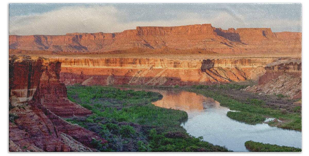 Greenriver Desert Canyonlands River Panorama Reflection Colorado Plateau Beach Towel featuring the photograph Green River from White Rim Trail by Dan Norris