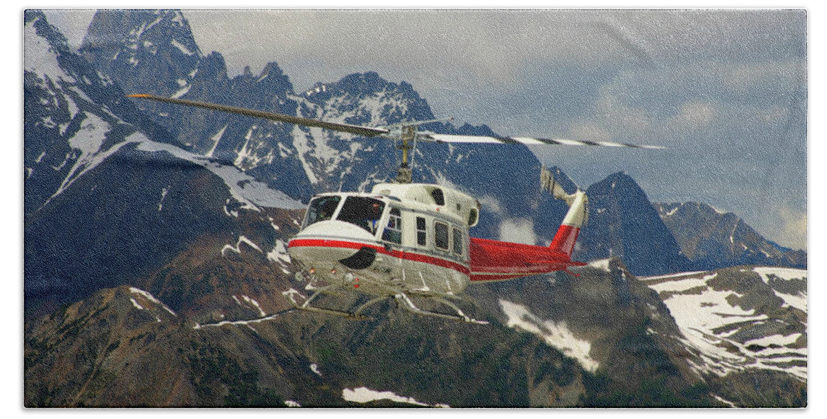 Helicopter Beach Towel featuring the photograph Bugaboo's Heli-hike by Gene Taylor