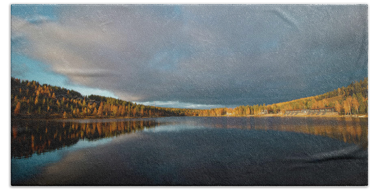 Relax Beach Towel featuring the photograph Lake Syvajarvi, in Hyrynsalmi, Finland by Vaclav Sonnek