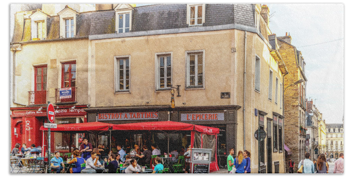 Rennes Beach Towel featuring the photograph L'epicerie Bistrot by W Chris Fooshee