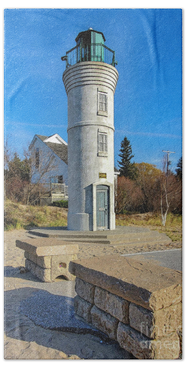 Michigan Lighthouse Beach Towel featuring the photograph Lighthouse Robert H Manning Memorial Empire Michigan 4342 by Norris Seward