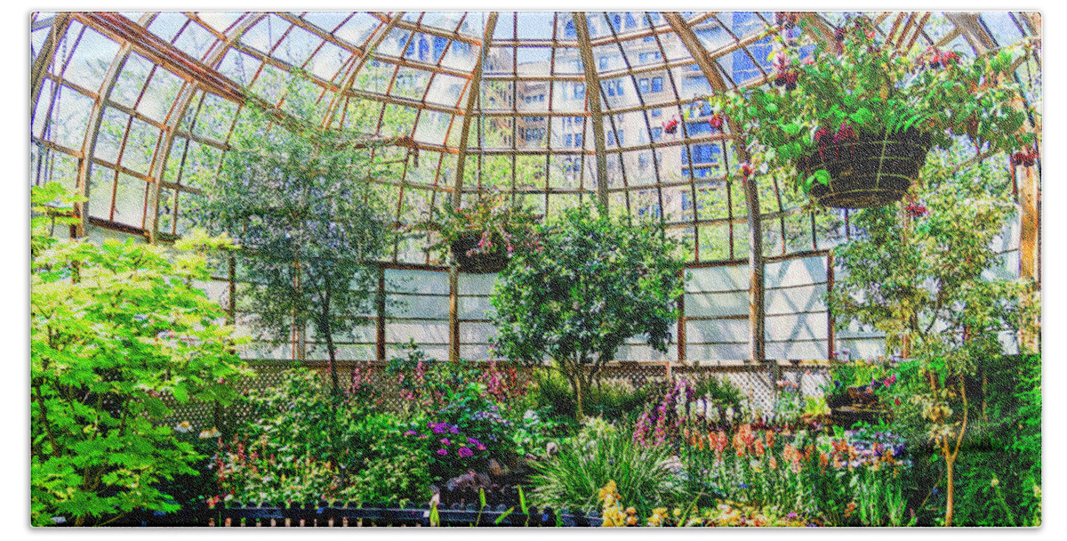 Architecture Beach Towel featuring the photograph Lincoln Park Conservatory-001-C by David Allen Pierson