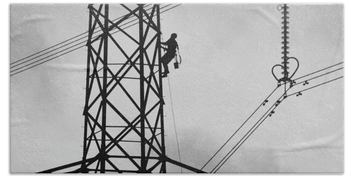 People Beach Towel featuring the photograph Live Wire Worker by Stuart Allen