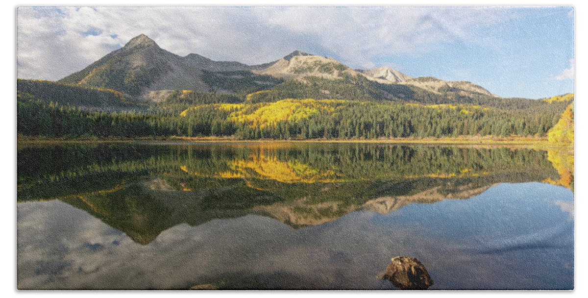 Crested Butte Beach Towel featuring the photograph Lost Lake Day by Aaron Spong