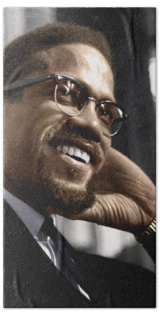1960 Beach Towel featuring the photograph Malcolm X 1925-1965 by Granger