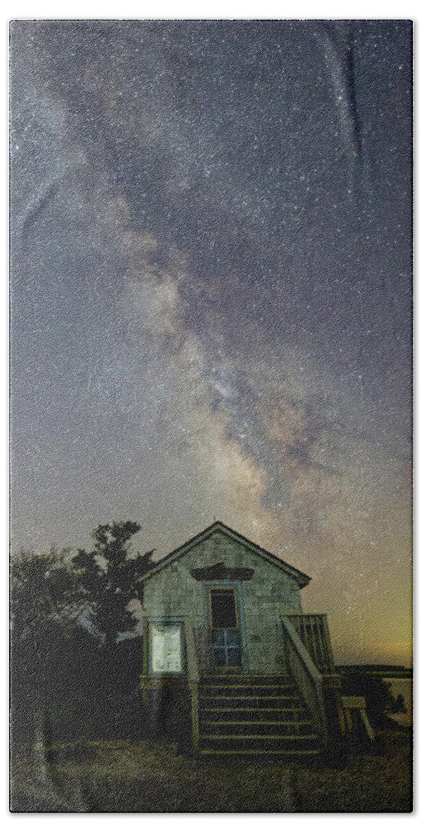 Milky Way Beach Towel featuring the photograph Milky Way over the Shack by Ken Fullerton