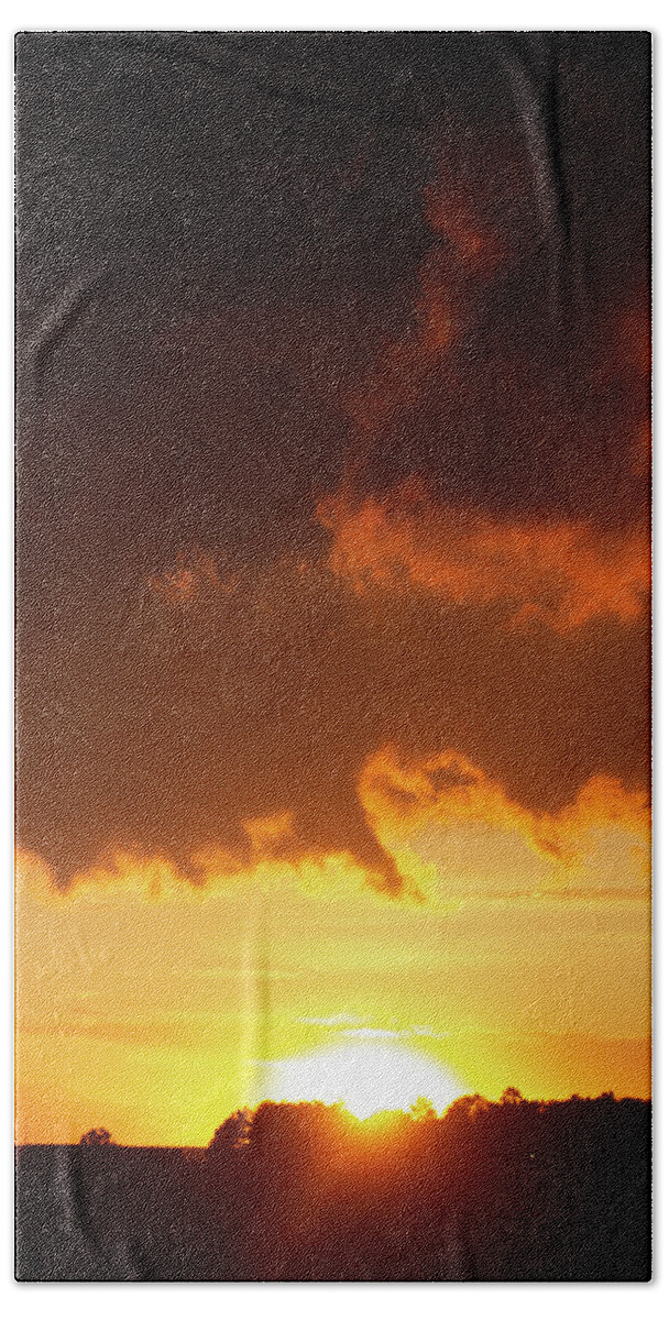 Nebraskasc Beach Towel featuring the photograph Nebraska Thunderset 026 by Dale Kaminski