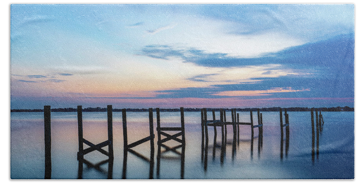 Atlantic Beach Towel featuring the photograph Old Docks at Indian River by Stefan Mazzola