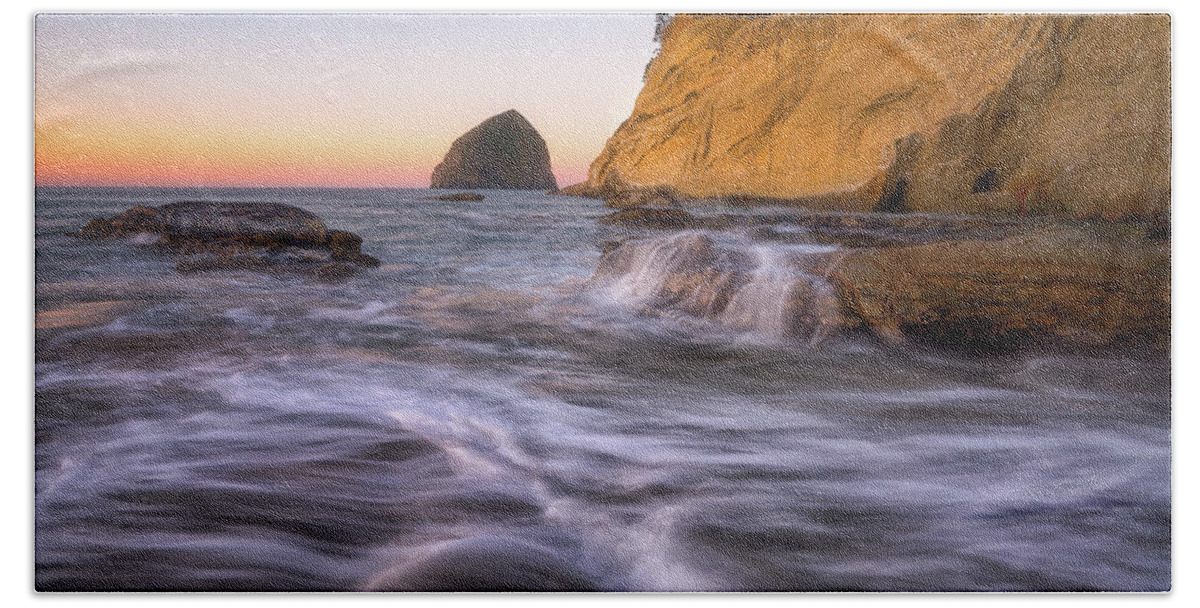 Oregon Beach Sheet featuring the photograph Pacific Pastels by Darren White