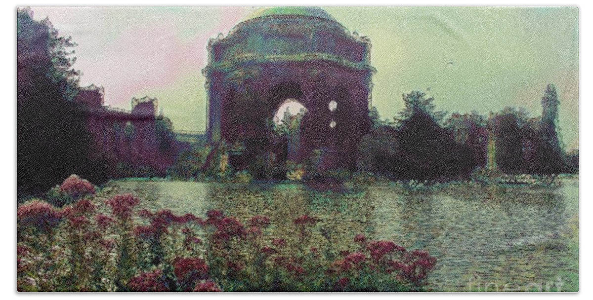 Palace Beach Towel featuring the photograph Palace of Fine Arts by Katherine Erickson